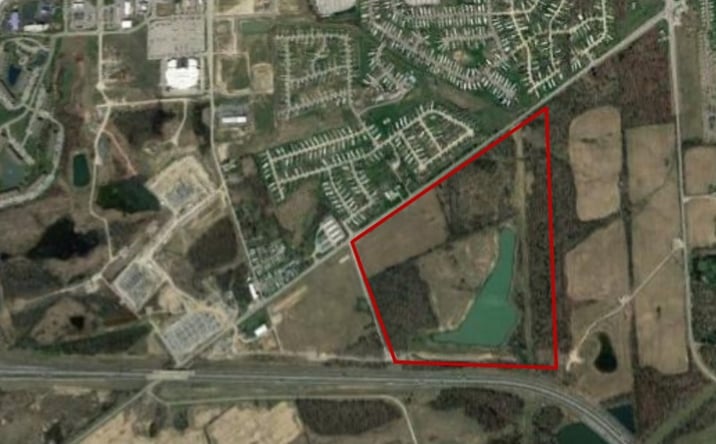Pictures of Land property located at 9600 N Clinton St, Fort Wayne, IN 46825 for sales - image #1