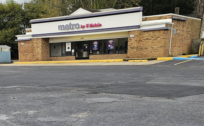 image of property at 4000 GEORGE WASHINGTON HWY Portsmouth VA 23702-1703
