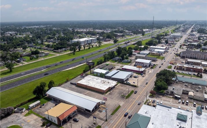 Pictures of Special Purpose property located at 720 E Prien Lake Road E, Lake Charles, LA 70601 for sales - image #1