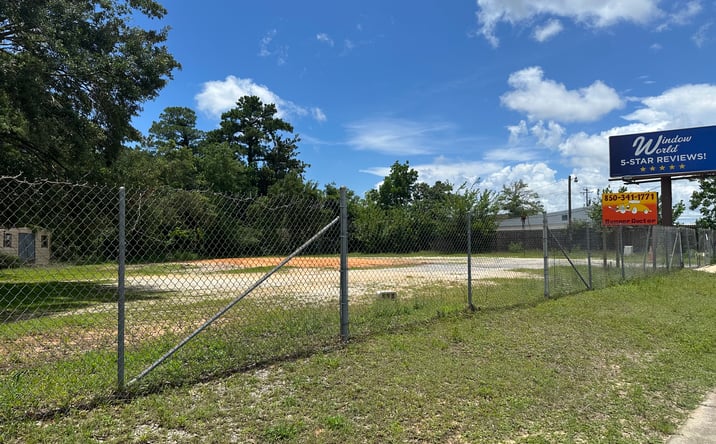 Pictures of Land, Office property located at 95 Airport Blvd, Pensacola, FL 32503 for sales - image #1