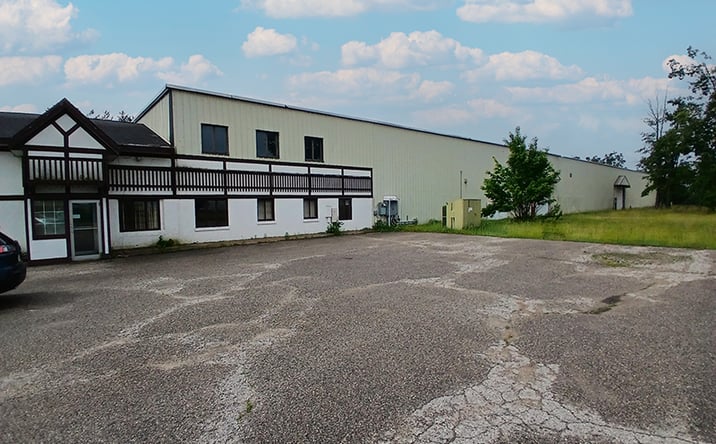 Pictures of Industrial property located at 517 Alpine Rd, Gaylord, MI 49735 for sales - image #1