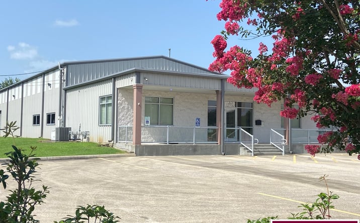 Pictures of Industrial property located at 2204 MacArthur Drive, Orange, TX 77630 for sales - image #1