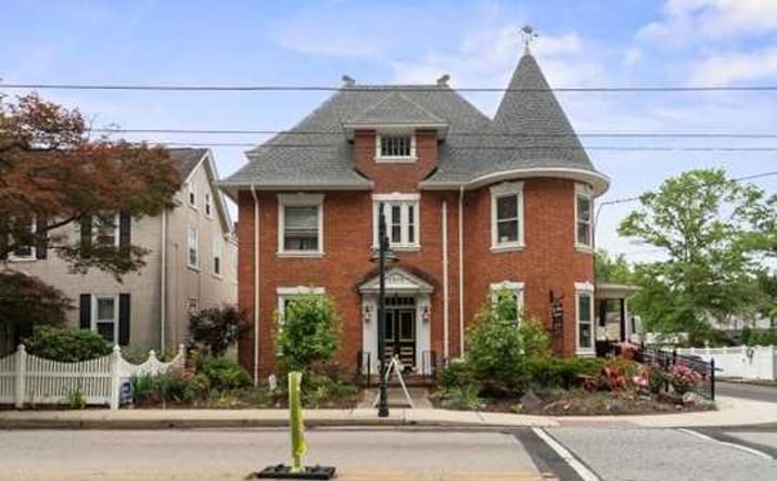Pictures of Retail, Office, Mixed Use property located at 1919 W Point Pike, Lansdale, PA 19446 for sales - image #1