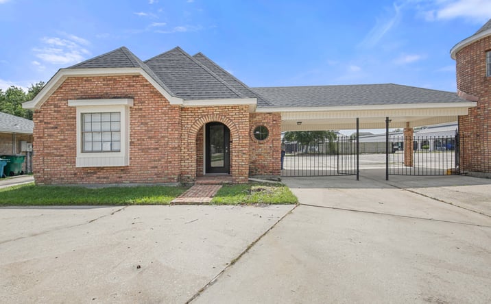 Pictures of Office property located at 109 Smart Pl, Slidell, LA 70458 for sales - image #1