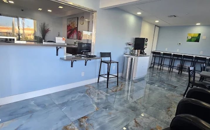Pictures of Hospitality property located at 15765 Mojave Dr, Victorville, CA 92394 for sales - image #1