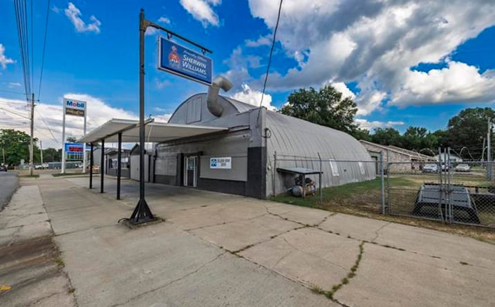 Pictures of Retail, Industrial property located at 900 W 3rd St, Hope, AR 71801 for sales - image #1