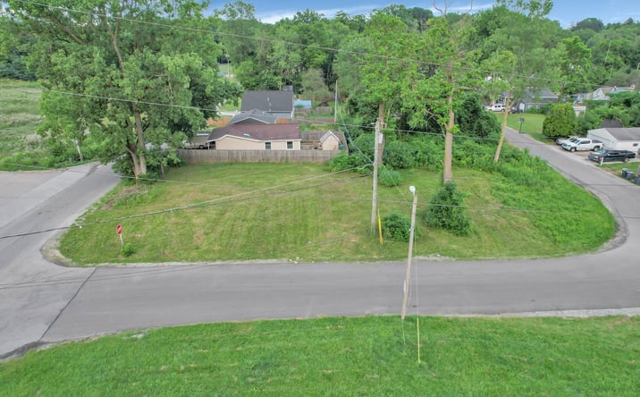 Pictures of Land property located at 4729 Groves Road, Columbus, OH 43232 for sales - image #1