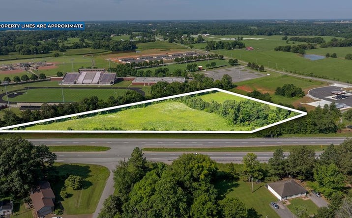 Pictures of Land property located at 9501 Eagle Way Bypass, Hopkinsville, KY 42240 for sales - image #1