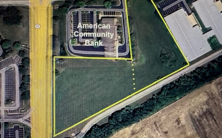 Pictures of Land, Industrial, Office, Special Purpose, Retail property located at 1510 S Route 31 Road S, McHenry, IL 60050 for sales - image #1