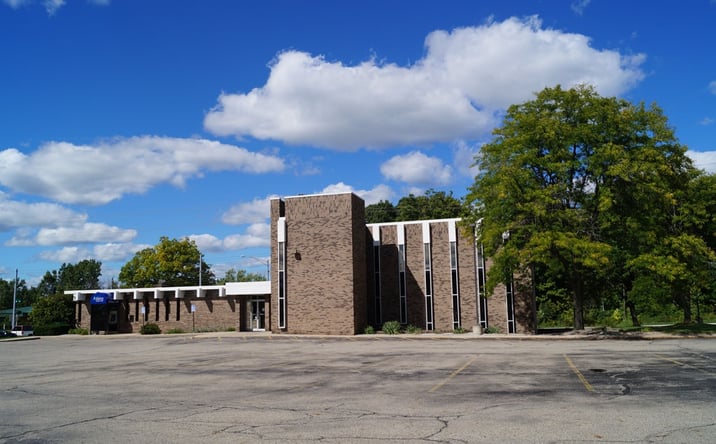 Pictures of Office, Retail property located at 111 S Waverly Rd, Lansing, MI 48917 for sales - image #1