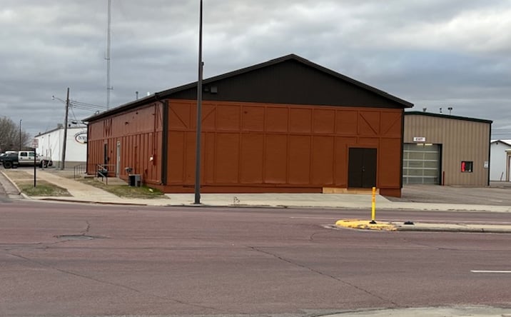 Pictures of Mixed Use property located at 1401 S Broadway St New Ulm, MN, New Ulm, MN 56073 for sales - image #1