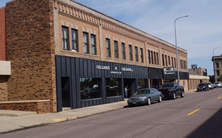 Pictures of Mixed Use, Multifamily, Office, Retail property located at 108 S Lincoln St, Aberdeen, SD 57401 for sales - image #1