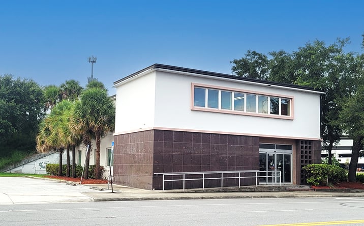 Pictures of Office property located at 1022 Prudential Dr, Jacksonville, FL 32207 for sales - image #1
