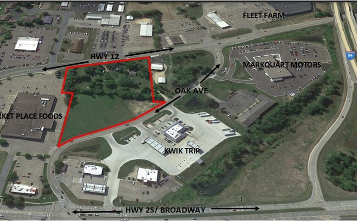 Pictures of Land property located at 328 Oak Ave WEst, Menomonie, WI 54751 for sales - image #1