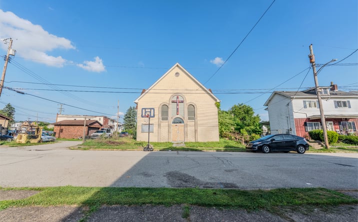 Pictures of Special Purpose property located at 112 13th St, Jeannette, PA 15644 for sales - image #1