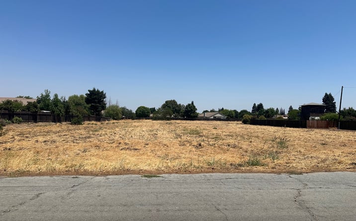 Pictures of Land property located at 1342 Massasso St, Merced, CA 95341 for sales - image #1