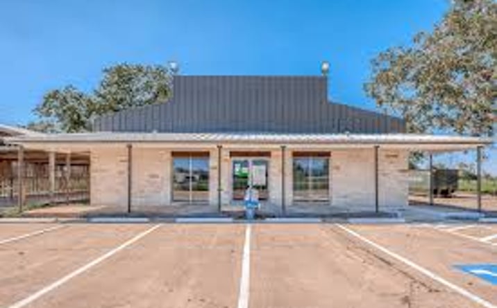 Pictures of Retail property located at 1238 FM521, Brazoria, TX 77422 for sales - image #1