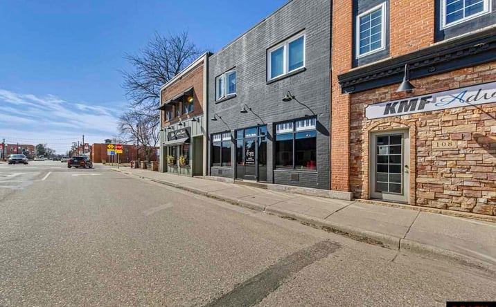 Pictures of Mixed Use, Office, Land property located at 106 N Main Street, Le Sueur, MN 56058 for sales - image #1