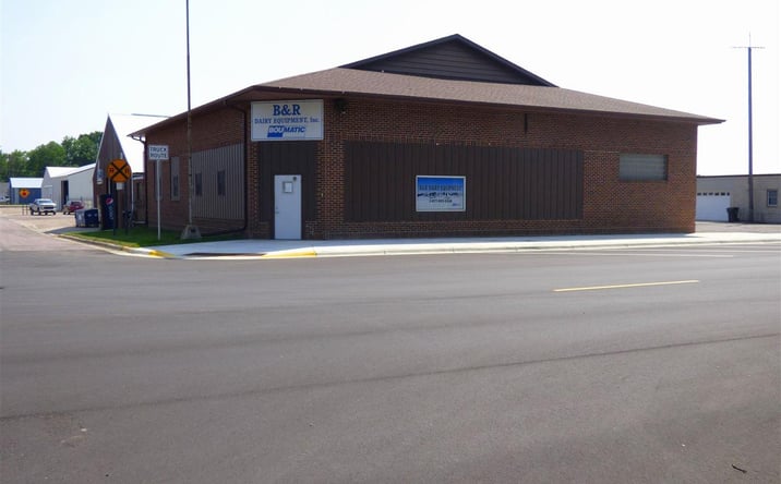 Pictures of Office, Retail property located at 106 N Renville Street, Winthrop, MN 55396 for sales - image #1