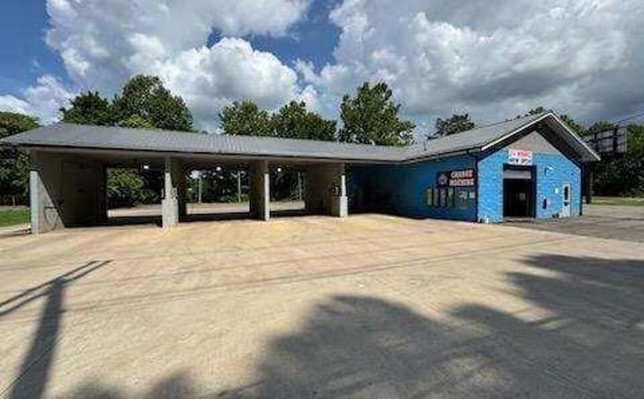 Pictures of Retail property located at 441 W Main Street, Pomeroy, OH 45769 for sales - image #1