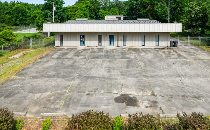 Pictures of Industrial, Office property located at 106 Torrence Rd, Tuskegee, AL 36083 for sales - image #1