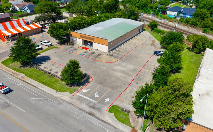 Pictures of Land, Retail property located at 2520 Hemphill St, Fort Worth, TX 76110 for sales - image #1