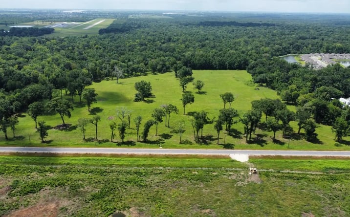 Pictures of Land property located at West Edenborne Parkway, Gonzales, LA 70737 for sales - image #1