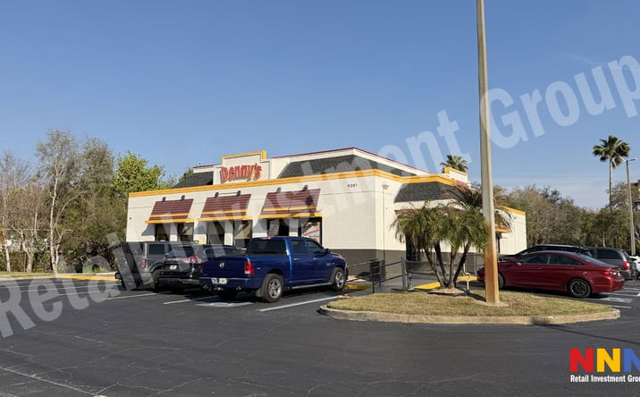 Pictures of Retail property located at 11261 W Colonial Dr, Ocoee, FL 34761 for sales - image #1