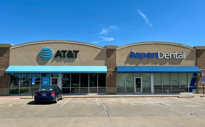 Pictures of Retail, Land property located at 5201-5203 Broadway Street, Quincy, IL 62305 for sales - image #1