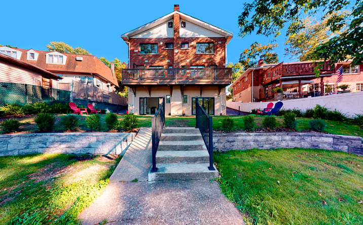 Pictures of Multifamily property located at 37 Lakeshore Dr, Oakland, NJ 07436 for sales - image #1