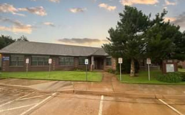 Pictures of Office property located at 416 W 15th Street, building 500, Edmond, OK 73013, Edmond, OK 73013 for sales - image #1