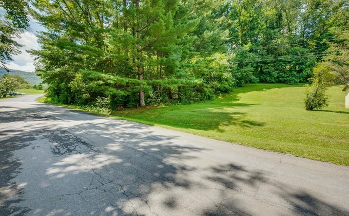 Pictures of Land, Multifamily property located at TBD Laredo Street, Tazewell, VA 24651 for sales - image #1