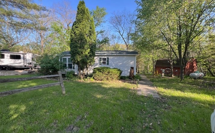 Pictures of Land, Special Purpose property located at 2795 E 28th Lots 85 & 86 Road, Seneca, IL 61360 for sales - image #1