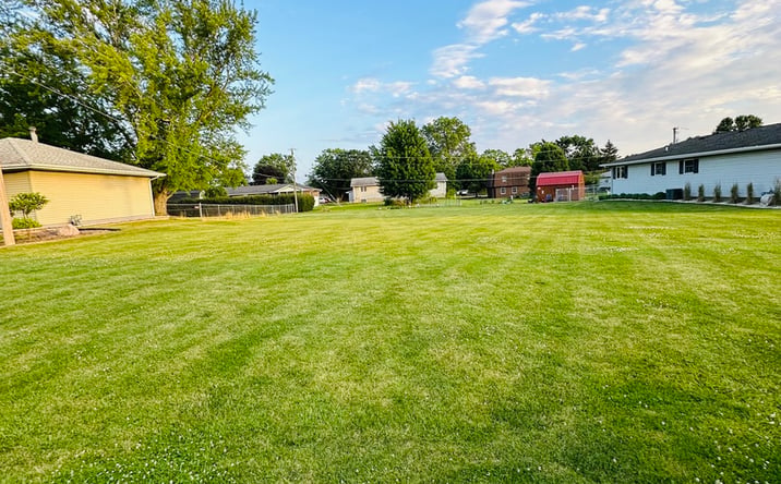 Pictures of Land property located at Lot 1 E 1st Street, Streator, IL 61364 for sales - image #1