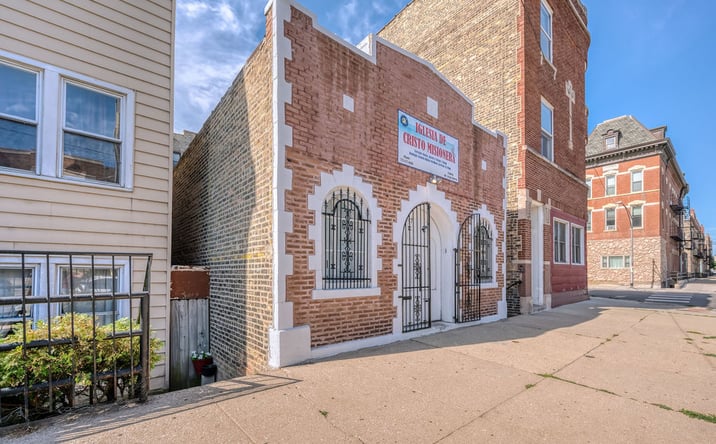 Pictures of Retail property located at 1457 W Blackhawk Street, Chicago, IL 60642 for sales - image #1