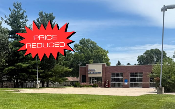 Pictures of Retail property located at 2512 N Court St, Ottumwa, IA 52501 for sales - image #1