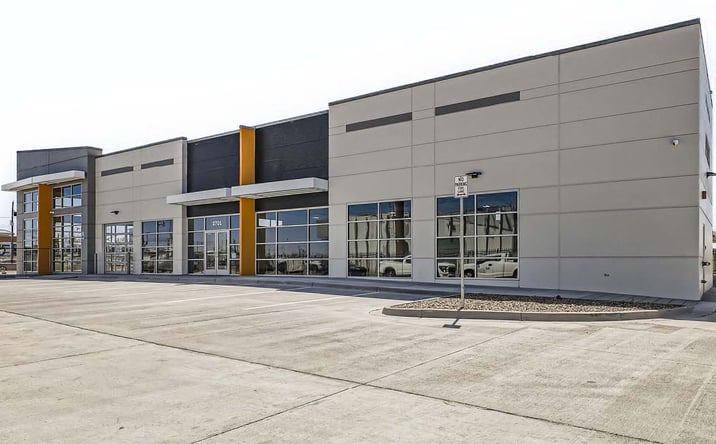 Pictures of Retail, Industrial property located at 2701 S Santa Fe Drive, Englewood, CO 80110 for sales - image #1