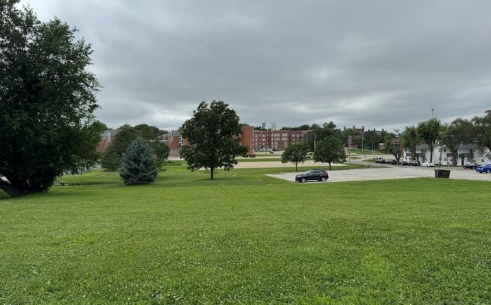 Pictures of Land, Multifamily property located at 610-616 N Walnut Street, Maryville, MO 64468 for sales - image #1