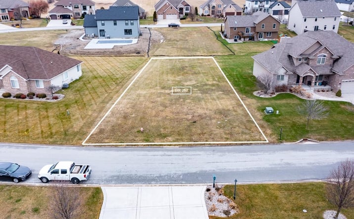 Pictures of Land property located at 9110 Doubletree Drive S, Winfield, IN 46307 for sales - image #1