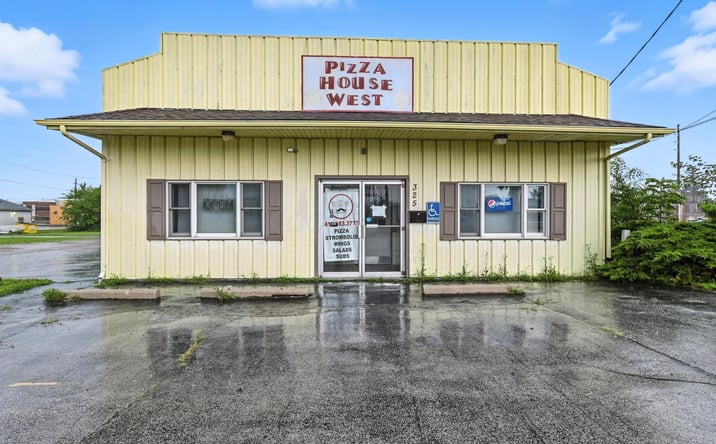 Pictures of Retail property located at 325 E Center Street, Bellevue, OH 44811 for sales - image #1