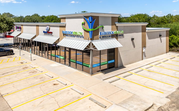 Pictures of Retail property located at 6423 Babcock Rd, San Antonio, TX 78249 for sales - image #1