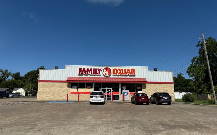 Pictures of Retail property located at 504 EE Wallace Boulevard, Ferriday, LA 71334 for sales - image #1