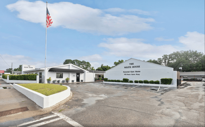 Pictures of Senior Living property located at 452 Ossie Davis Pkwy, Waycross, GA 31501 for sales - image #1