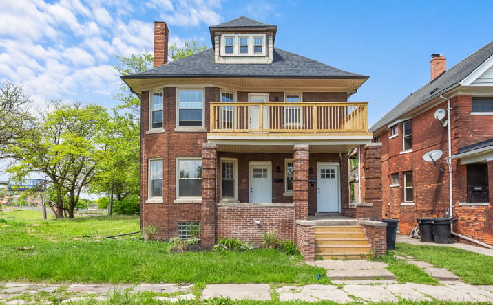Pictures of Multifamily property located at 900 Hazelwood St, Detroit, MI 48202 for sales - image #1