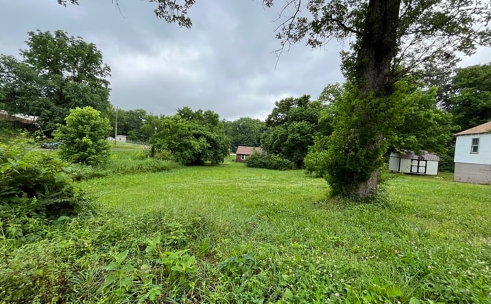 Pictures of Land property located at TBD North 5th Street, Thayer, MO 65791 for sales - image #1