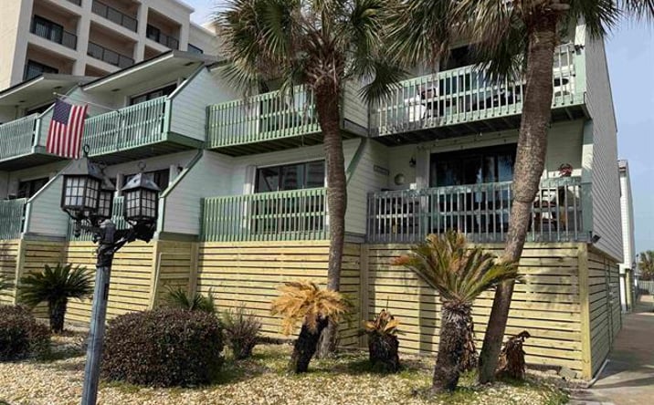 Pictures of Multifamily property located at 554  Beach Boulevard, Gulf Shores, AL 36542 for sales - image #1