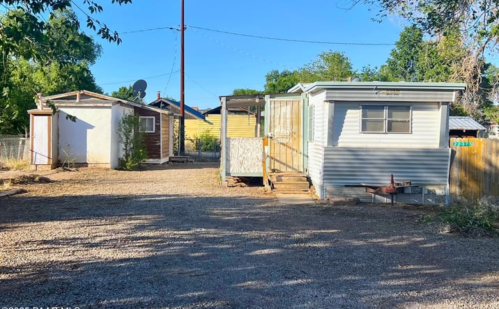 Pictures of Multifamily property located at 22375 W Pine Street, Seligman, AZ 86337 for sales - image #1