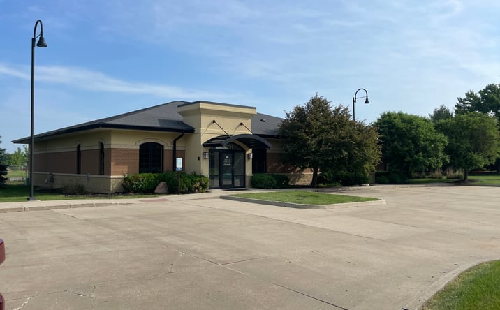 Pictures of Office property located at 8501 Plum Dr, Urbandale, IA 50322 for sales - image #1