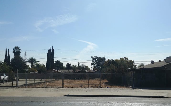 Pictures of Land property located at 4736 E Kings Canyon  Rd, Fresno, CA 93702 for sales - image #1