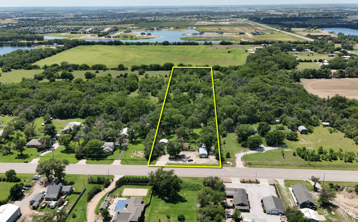 Pictures of Land property located at 5155 N Ridge Rd, Wichita, KS 67205 for sales - image #1